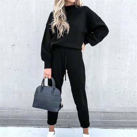 Cozy and Trendy Women's Tracksuit