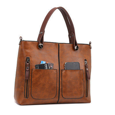 Women's Fashionable Large Capacity Retro Shoulder Bag