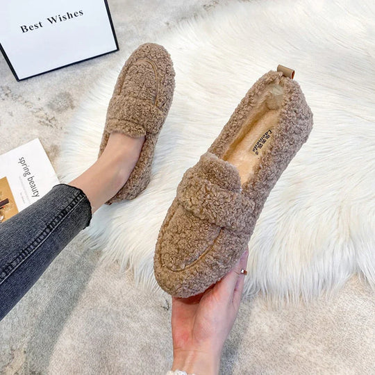 Womens Cozy Plush Slippers